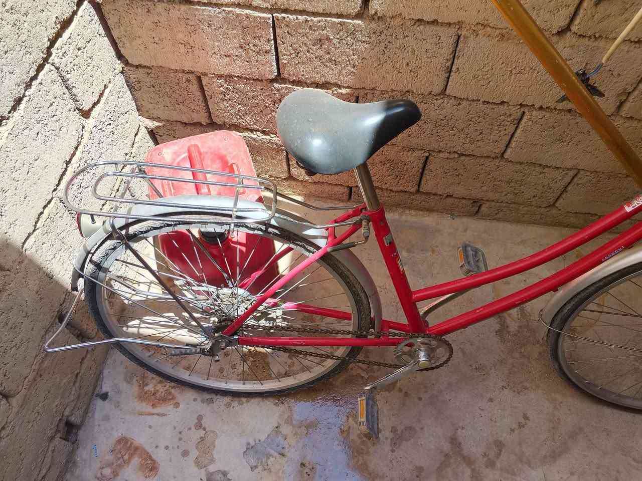 لبيع حجم ٢٦ نضيف السعر ٥٥ بي مجال قليل ما عندي نت الشراي يخابر او واتساب ***********
