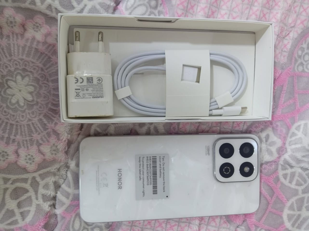 جهاز هونز إكس سفن جديدة ونظيفة نظافة ١٠٠ ٪ذاكرته ٢٥٦ واغراضه كاملة ما مستخدمة ما بيه شي


**إذا كنت صاحب هذا الإعلان وتريد حذفه لأي سبب، رجاءا أرسل رسالة إلى الدعم الفني**