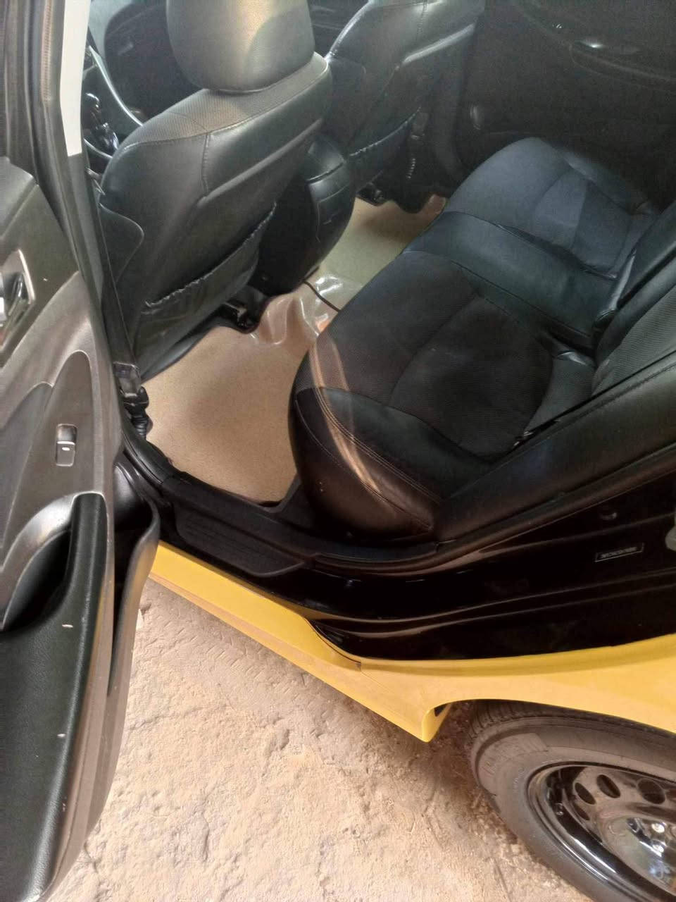 السلام عليكم
سوناتا موديل 2013 رقم بابل بسمي فول موصفات عده الفتحه كشن كهرباء وهيتر تحكم ستيرن شفتات شاشه تاب بصمت تشغيل وابواب وجنطه حادث جاملغ وبنيد باقي السياره مكفوله سعر 110 رقم *********** كير مكينه حدديه تبريد جاهزه
