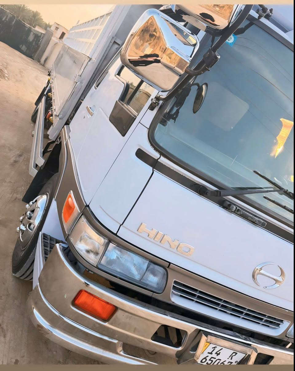 السلام عليكم هينو أنكر موديل98 اصل رقم بصره مكينه 80خطين مامفتوحه سته وربع ابلاد مكاني كربلاء الحسينيه *********** مكلف بل نشر
