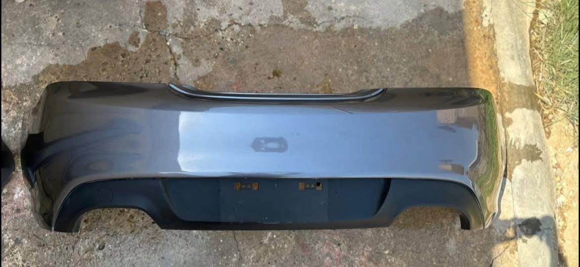 دعاميه خلفيه جنسيز كوبيه ترهم عل كل الموديلات+دوس جانبية
النظافه مثل مدشوفون شخط واحد ما بيها  لا ضربه ولا طاخه ولا معجون وياها كامره خلفيه وكشافات رقم شغالات وعليهن طبقه حمايه  نانو سيراميك
السعر خاص👍🏽


**إذا كنت صاحب هذا الإعلان وتريد حذفه لأي سبب، رجاءا أرسل رسالة إلى الدعم الفني**