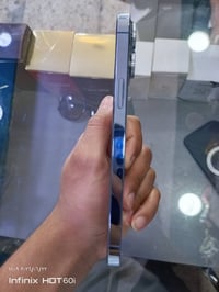 13 برو ماكس مبدل بطاريه اصليه وكاله السعر 550 وبي مجال 07710488819