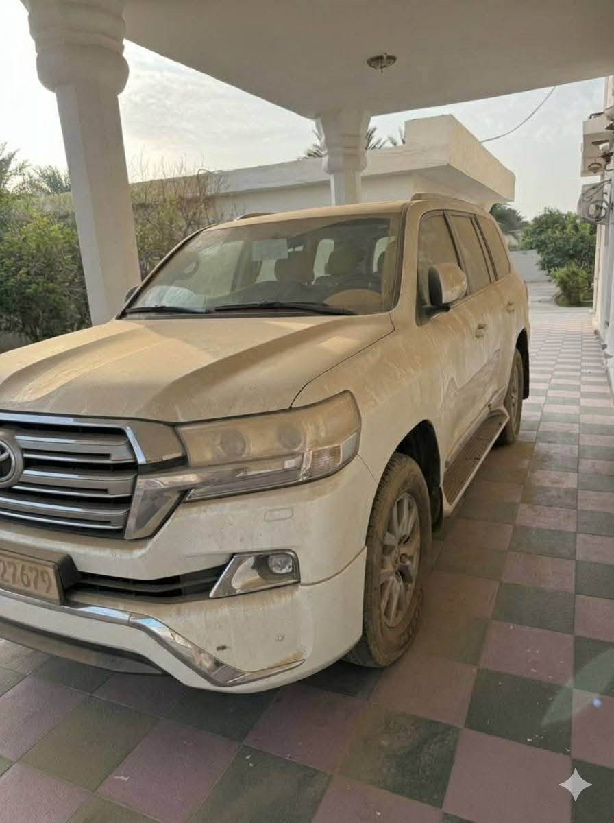 اخت زيرووو ووووو ووو

لاندكروز 2018 GXR ماشيه 25 
 السياره جديد تايرات الشركه بعدهن موجودات السياره مغلفه bdf  السياره على وضع الشركه بلاديه 
السياره شركه المهند حاله حال الساز والبريم والفطيم
***********
***********
الكورك بي واتساب
