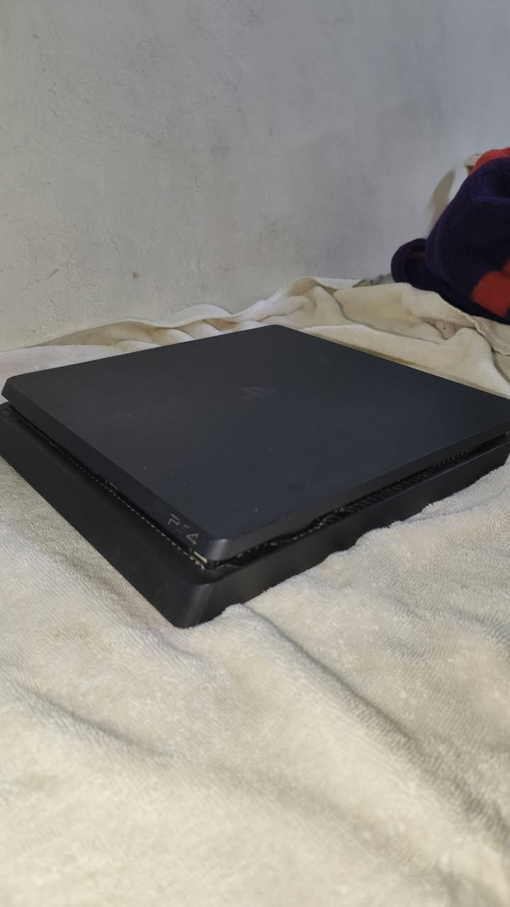 السلام عليكم بلي فور سلم نظيف جدا وياة 3 اقراص نظيفة و جديدة (FC2025  و gta5 و كاند بيست) و جوستك تجارية النظام موضح في الصورة و جهاز كامل قطعة نظيفة جدا السعر  و بي مجال255و بي مجال جهاز كامل


**إذا كنت صاحب هذا الإعلان وتريد حذفه لأي سبب، رجاءا أرسل رسالة إلى الدعم الفني**