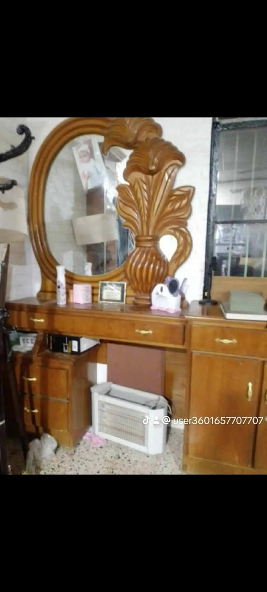 غرفه لبيع ٥٥٠وبيامجال***********موصل حي الكرامه
