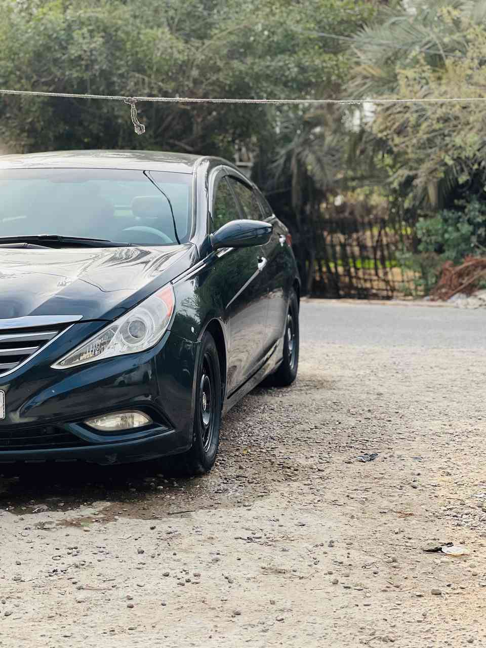 سوناتا 2012 امريكي لون فيلي
فول مواصفات بصمه عده الفتحه 
رقم بغداد نكليزي ب اسمنه 
سنويه ل30 مداور مباشر 
مكفوله من الضربه حوض وتكم وشواصي بيها صبغ مكانات بدون داخل شرط
تخم تاير جديد
كير ومكينه 2400 جدد كفاله 
مكان نجف كوفه 
***********
