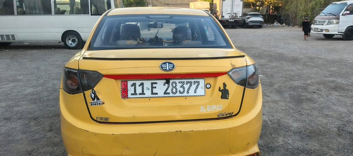 سلام عليكم شباب سياره
مثل ما موضح بل فيديو والصور سياره خير من الله 
تبريد شغل صدر نضيف كير نضيف سياره مصفره هيه وغرامات 
تحويل ثاني يوم هاذه رقمي سعر 37 بيها مجال حك جيه ***********
