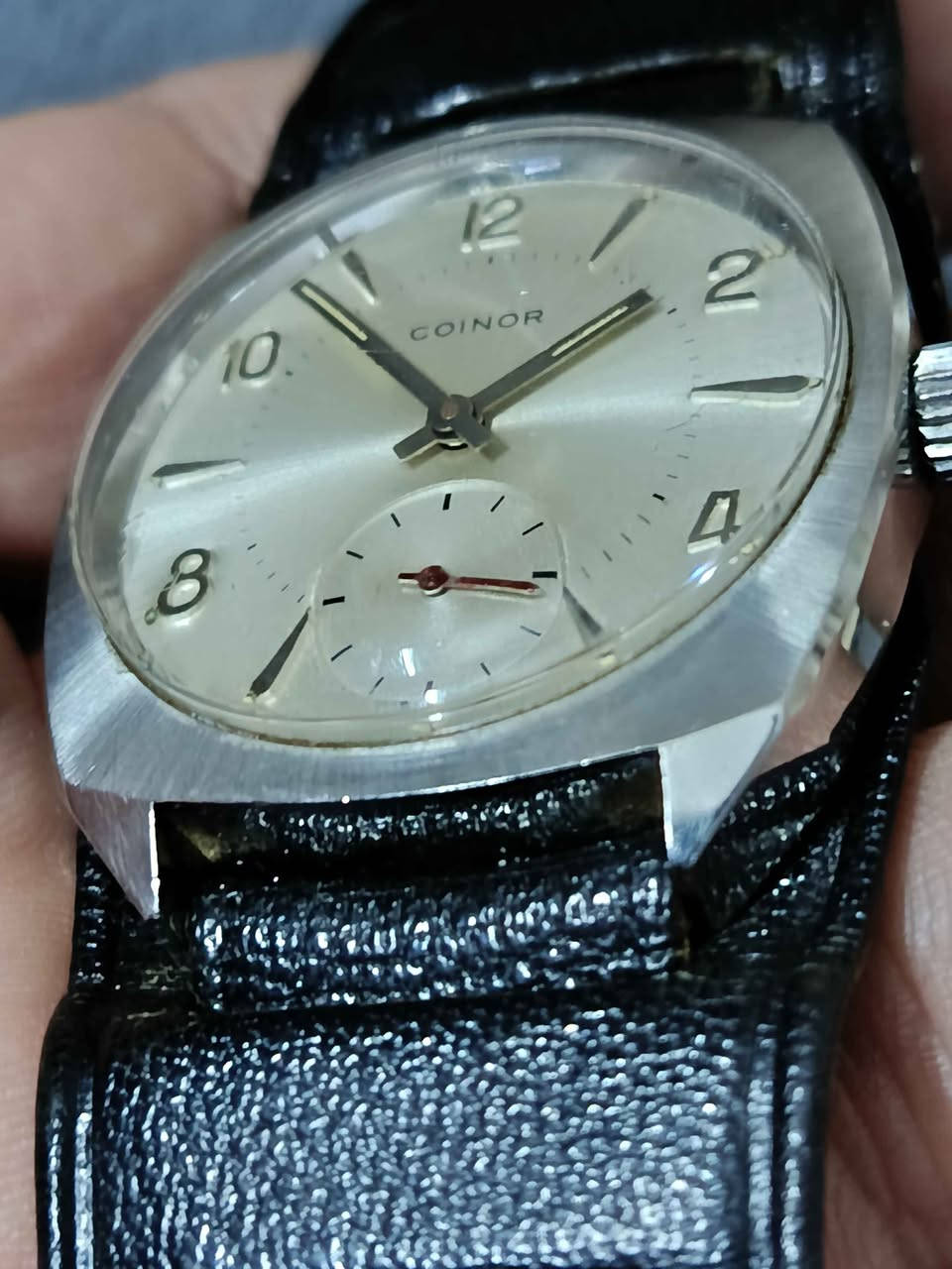 تحفة من زمن الاناقة
ساعة كوينور سويسري
انتاج الستينات
نصب تكويك سنتر ثواني منفصل
قطر جامبو ٣٨ ملم
نظافة عالية جدا
السعر ١١٠ الف بغداد, العراق


**إذا كنت صاحب هذا الإعلان وتريد حذفه لأي سبب، رجاءا أرسل رسالة إلى الدعم الفني**