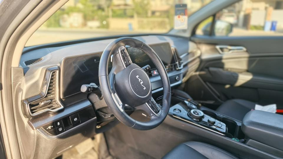 سبورتج هايبرد موديل  ٢٠٢٤ للبيع
ماشيه ١٤ الف ميل 

دخول جديد 

فئه EX 

حادثها موجود بالصور

خلفي بسيط ما واصل للداخل ابد 

ايرباكاتها كلمه سليمه 

بيها قطعه صبغ وحده وشويه من الباب  

سياره جديده وريحه الشركه بيها 

اقتصاديه وصاروخ ماشاء الله  وسياقتها كلش حلوه 

الي مجربها يعرف عن شنو دا احجي 

مواصفاتها كلش حلوه وخدمية

والهايبرد مالتها كلش نظامه حلوه راح يوفر وقود بالازدحامات  

مكانها بغداد الدوره 

***********
