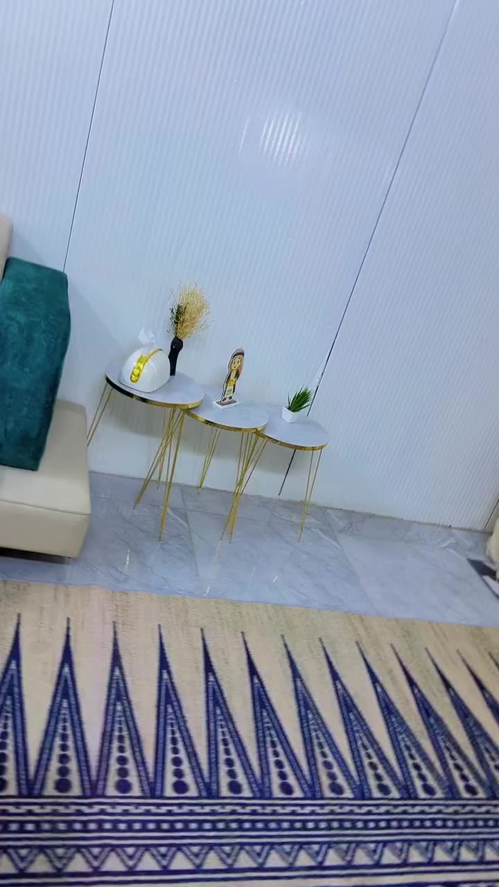 كونر لبيع 5 مقاعد مع طلبه اخو لجديد 
مكاني شهداء البياع ب250 وبي مجال


**إذا كنت صاحب هذا الإعلان وتريد حذفه لأي سبب، رجاءا أرسل رسالة إلى الدعم الفني**