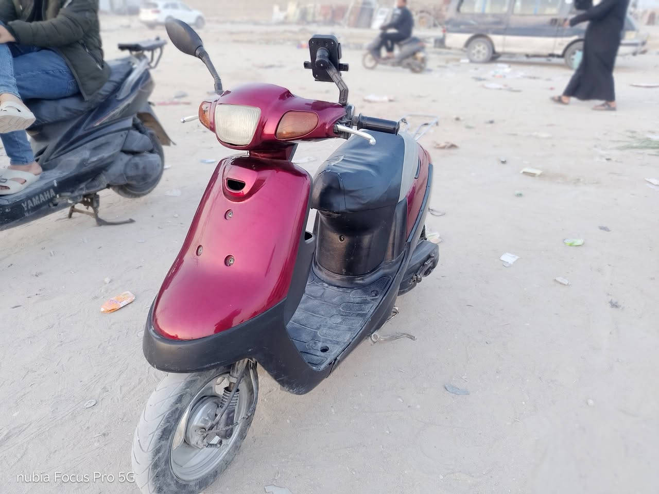 سلام عليكم دراجه بطه للبيع كامله مكمله
مكينه بلاديه ما مفتوحه 
سلف + هندر كله شغال 
اشاير لايت بك لايت كله شغال 
استان نص + صفح
الدراجه متعوب عليه اديرله دهن كله 
 الماني
سعره 375 وبيه مجال
دراجه مال جناي ما تعبك


**إذا كنت صاحب هذا الإعلان وتريد حذفه لأي سبب، رجاءا أرسل رسالة إلى الدعم الفني**