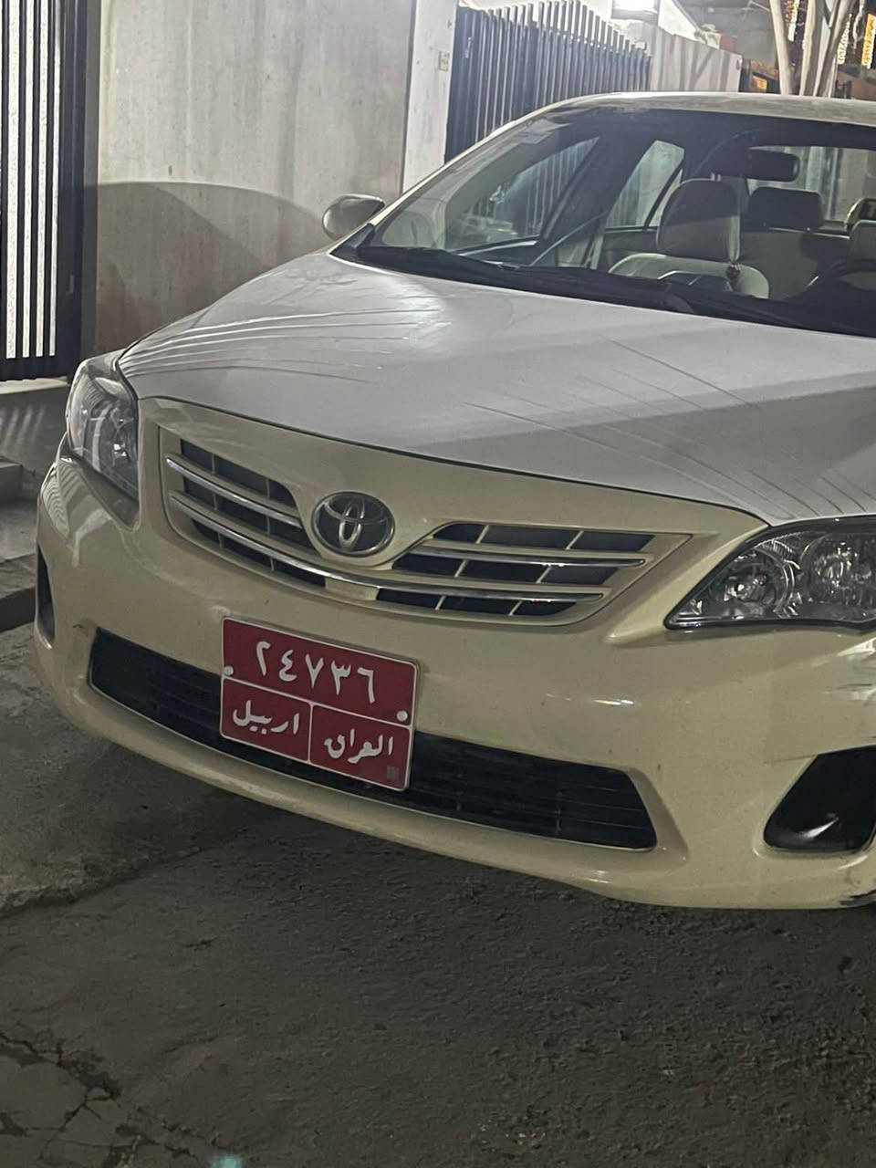 تةكسي بيكاشؤ مؤديل 2010سةيارةكة 10پارجة رةشة يةك بستي سةر جاملخي هةيتي جةمپةكي خةفيفي پشتي جوار جئ تةزرةية تةزرة نية بةس بة تةزرة سةقفي لةبؤ سةحريشي 130محامةلة ر.م  4365297 0750 شوئن هةولئر نةحيةي رزگاري أربيل, العراق
