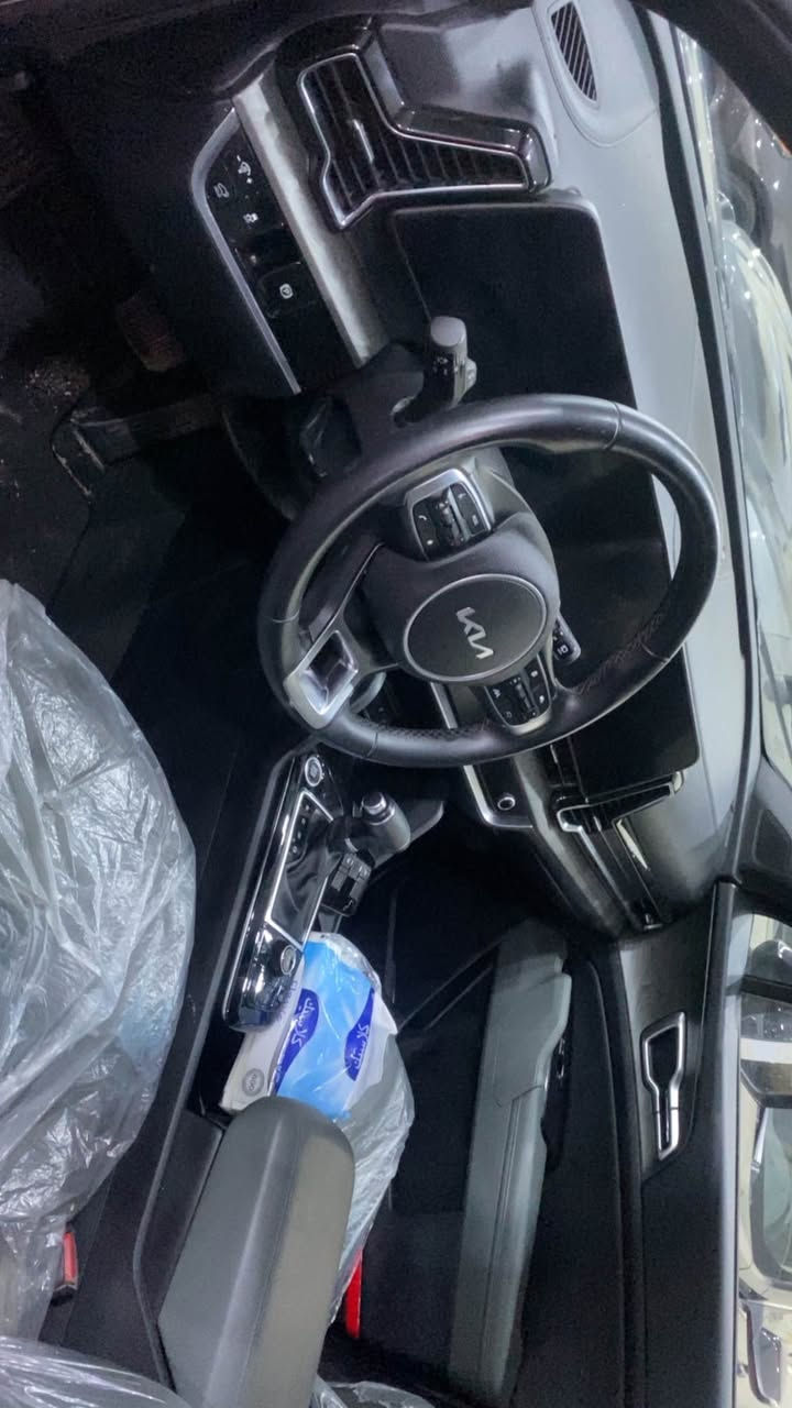 سلام عليكم سبورتج ٢٤اكس لاين ماشية ٦ الاف مايل ايرباك بردوكشن بيهاصبغ حزام دواخلها بلاد سعر١٨٥$/*********** بغداد, العراق
