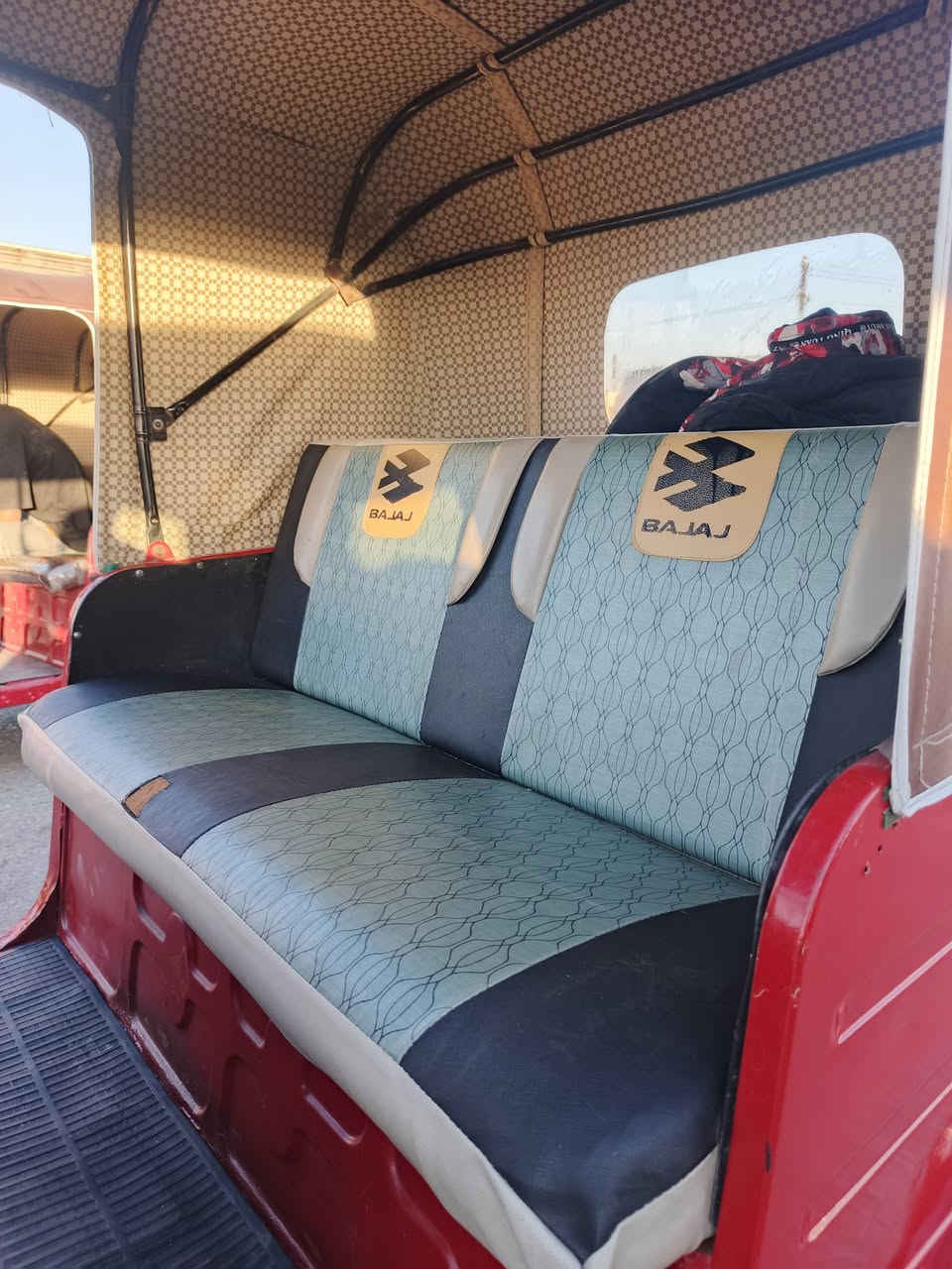 اسلام عليكم تكتك 18/شهر/11/تكتك مصبوغه جمالية بدون ضربه مكينه عشرين تكتك نضيفه وخير من الله مكاني بغداد م الصدر ***********
