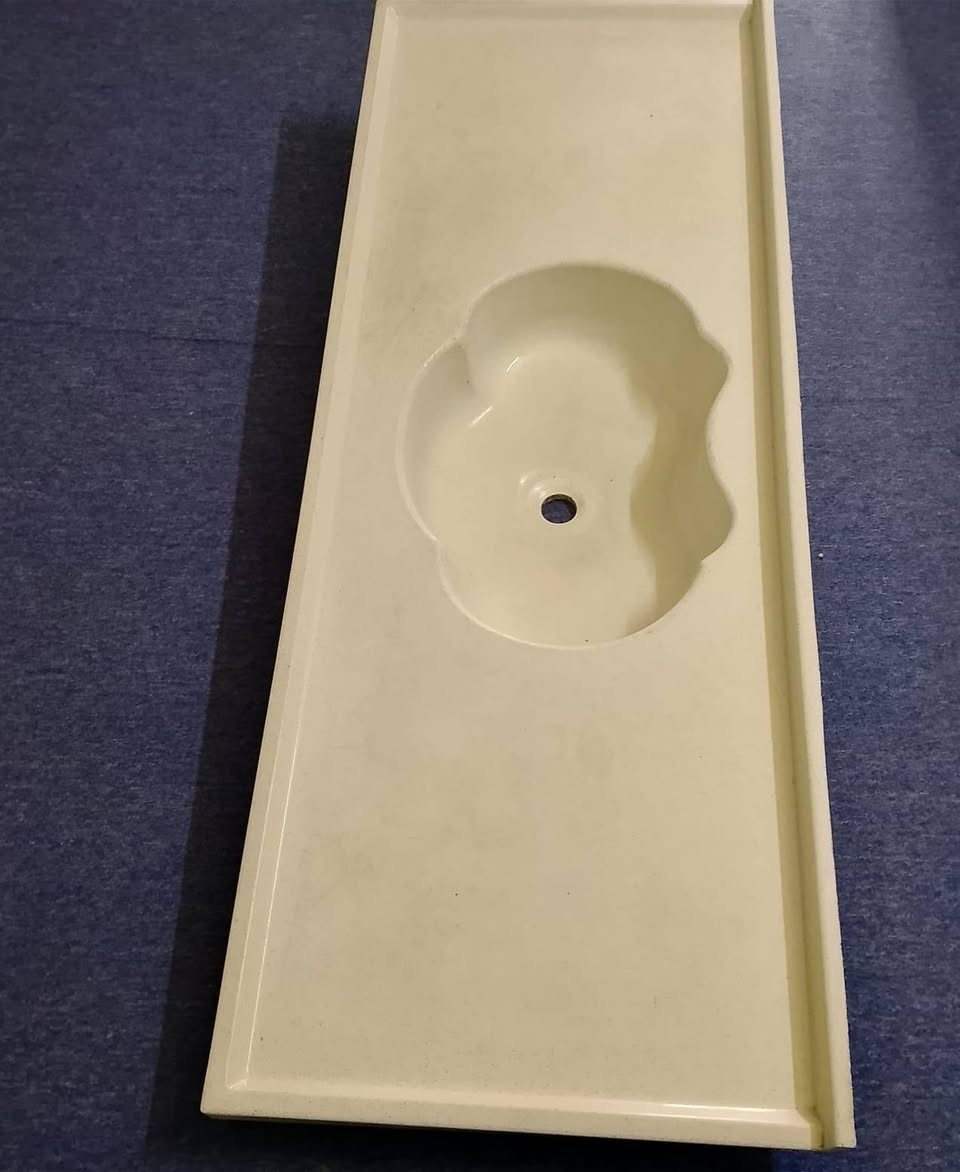 السلام عليكم
مرمره مستعمله سعرها ٦٠ وبيها مجال


**إذا كنت صاحب هذا الإعلان وتريد حذفه لأي سبب، رجاءا أرسل رسالة إلى الدعم الفني**