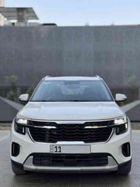 كيا سيلتوس 2025  كفالة عامة   ماشيه 16 km  مواصفات   شاشه متصله عداد د...