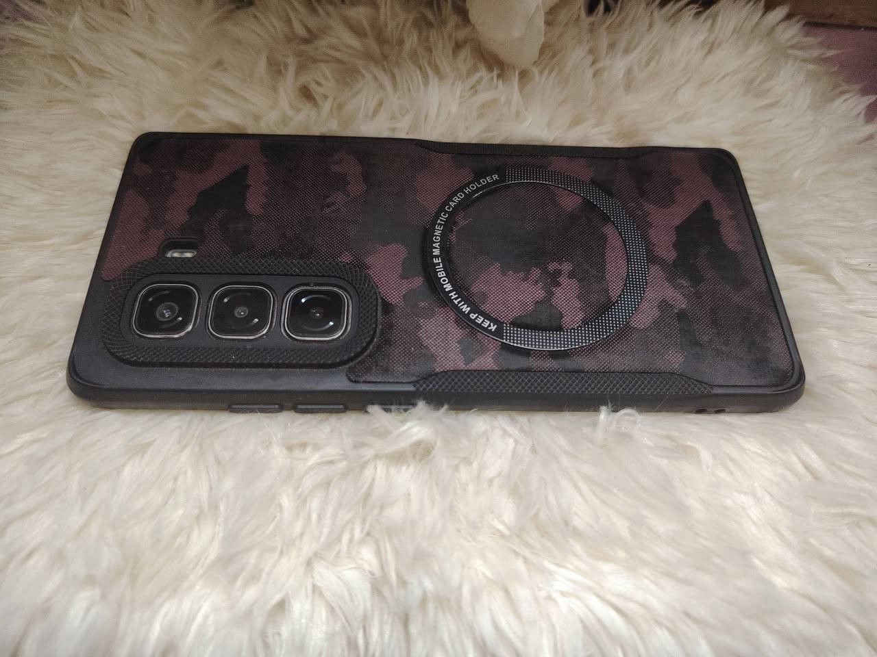 موبايل للبيع السعر 125الله شاهد ما طاب تصلح ابد ولا بدل بي شي جهاز نضيف ومكفول من كلشي فقط بي كسر بشاشه صغير ما ماثر عليه ابد موجود واتساب ‏‪***********‬‏ عنواني سبع البور ال 5000نهاية شارع 60
