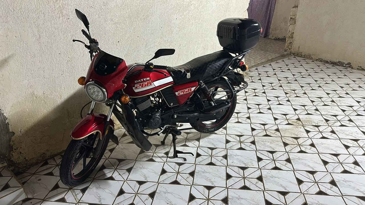 سلام عليكم دراجه دايوان للبيع موديل ٢٠٢٢السعر مليون و ٤٠٠ دراجه نضيفه شوفت عينك التواصل ***********محمد العبودي
