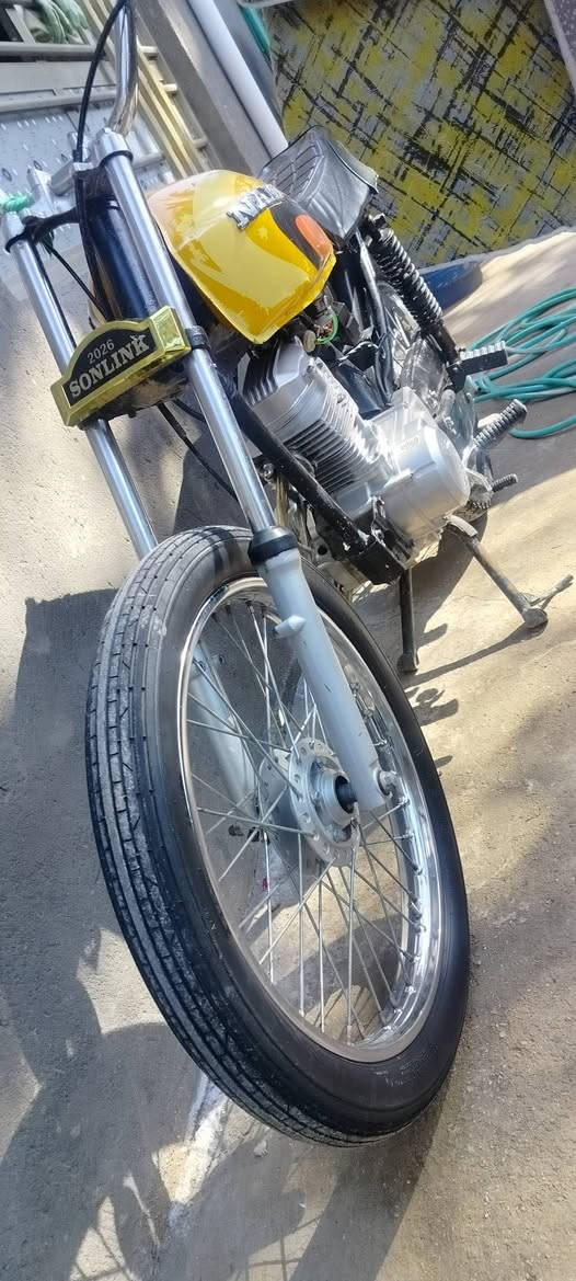 السلام عليكم دراجه تعمير 23 كلك مكفوله مكاني حله ابي غرق السعر 300وبيهامجال  
***********
