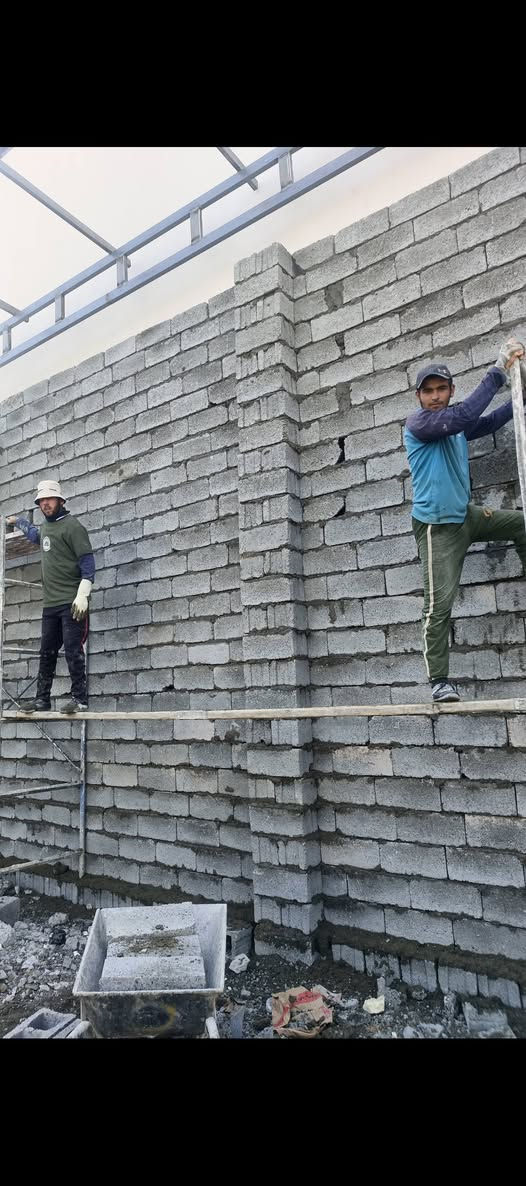 #السلام_عليكم
#خلفه_بناء بلوك طابوك  شغل درجه 
اولى العمل قطعي عالدبل التواصل اتصال او خاص ***********___***********
