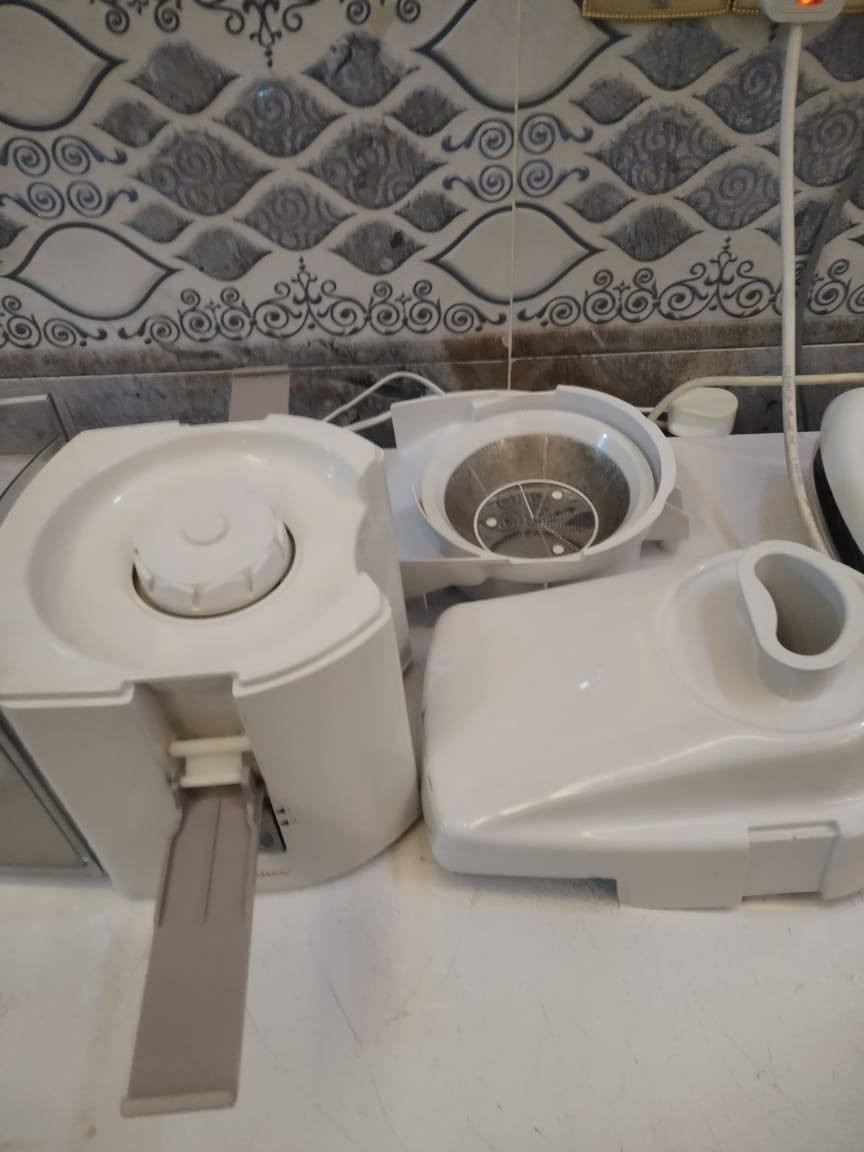 عصارة جزر رمان اصليه مونيلكس اسباني جدا نظيفه


**إذا كنت صاحب هذا الإعلان وتريد حذفه لأي سبب، رجاءا أرسل رسالة إلى الدعم الفني**