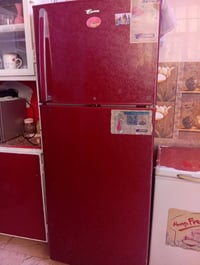 ثلاجة • مجمدة • نظيفة