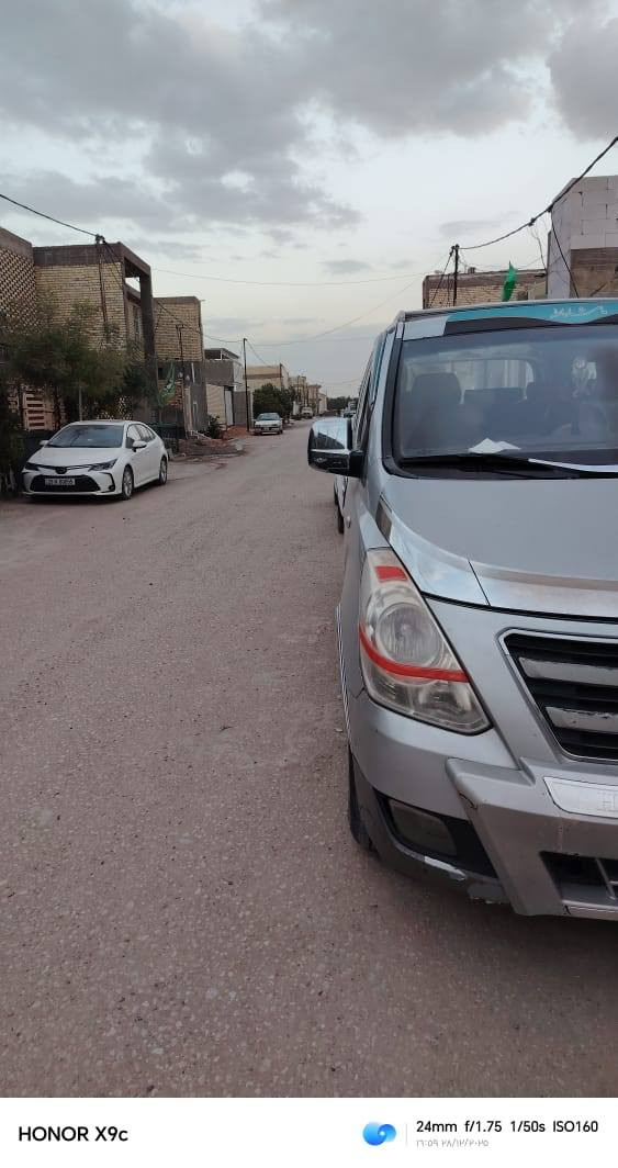 سلام عليكم  ستاركس  ٩ مسكر اصل رقم كربلاء مكان السياره نجف بسمي  خط نجف مشخاب 
مكينه جديده كير اكسل حداديه موبز جديده تبريد امامي وخلفي كهربائي كلها شغاله تخم تاير دواخل نضيفه 
بيها طخه بالربع 
السعر ١٢٥ ورقه  و بالخدمة *********** او ***********
