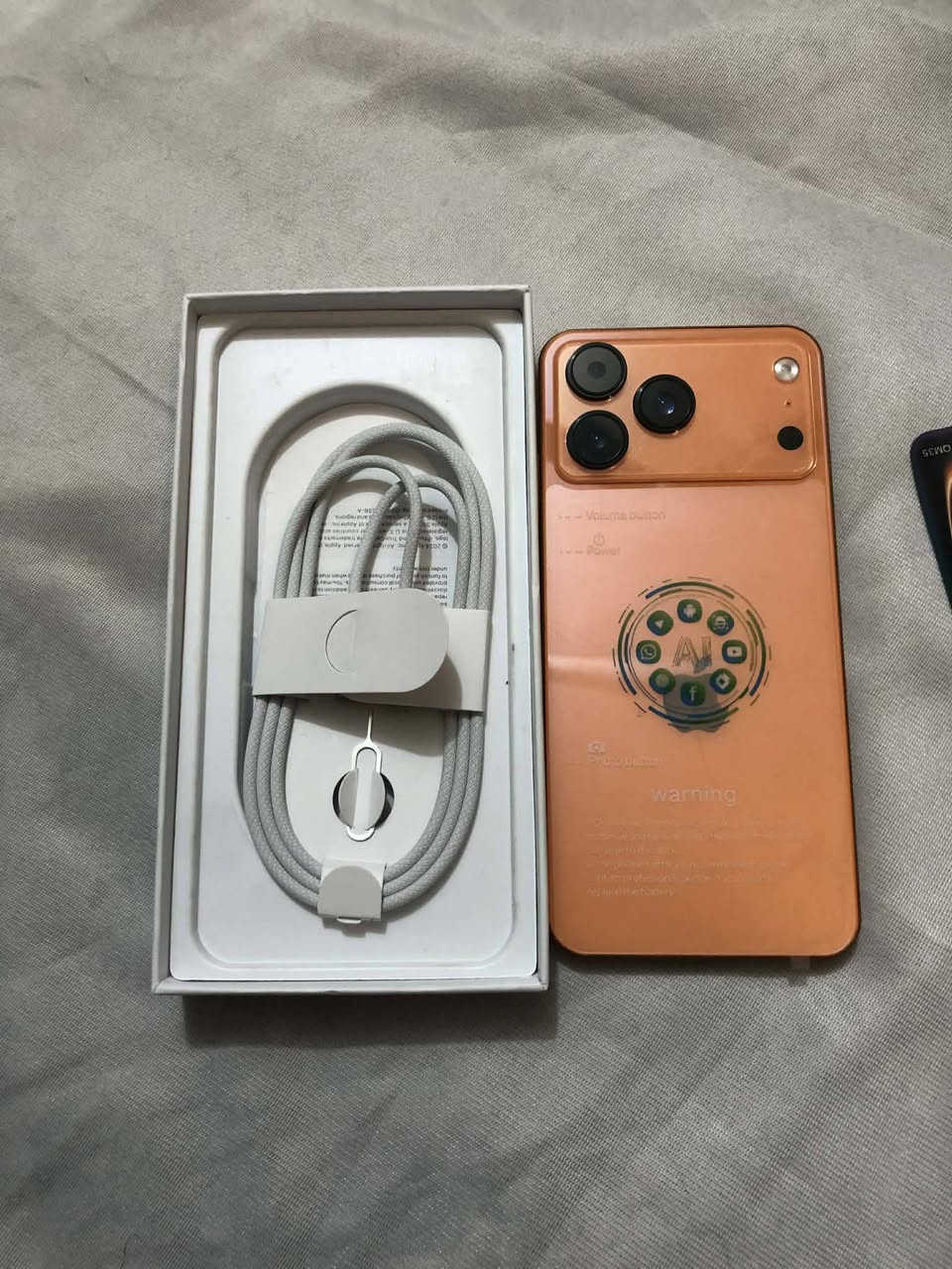 سلام عليكم
ايفون 17 برو اماراتي مطابق الاصلي جديد غير مستعمل للبيع بسعر مناسب 
110الف 
***********
