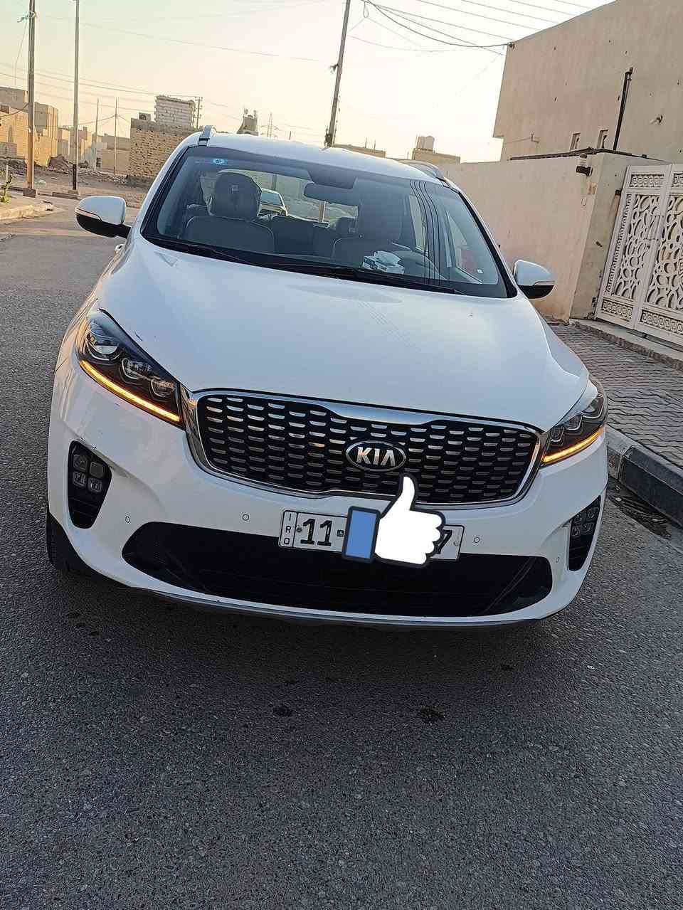 للبيع سورنتو موديل 19 رقم بغداد نكليزي بسمي مكفوله كفاله عامه فول ماعده لفتحه مكاني  ب ناصريه هاتف ***********
