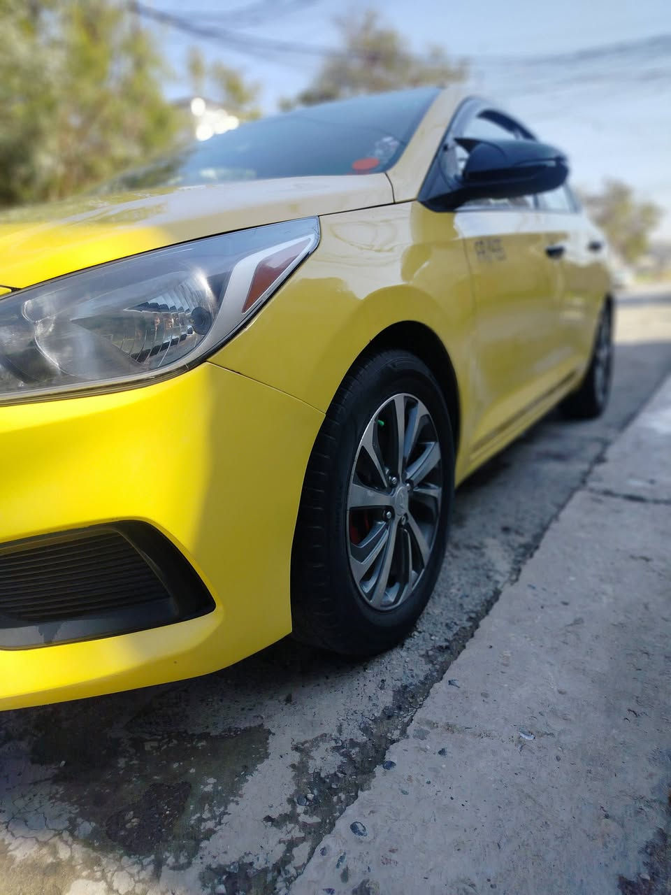 اكسن موديل 20  كير اي تي محرك جيدي اي  كير محرك شرط  ب اسمي ضررها جاملغ وبوند بدون دواخل سياره جديده لا ابيع اقصات ولا اعارض  السعر 130 ورقه   هذا رقمي ***********  ***********
