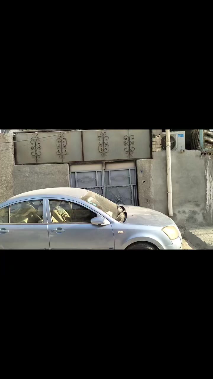 سلام عليكم 80 متر 4×20 بناء نضيف جدا قاط واحد كامل من كلشي للبيع او مراوس بقطعه معى   لفرق 
منطقه سكينه 2/9 اول فرع بلمنطقه كامل الخدمات المي 24 ساعه صيف شته 
سعر البيع 85 وبي مجال سند 25
***********
ارفع المنشور بكلمه الله
