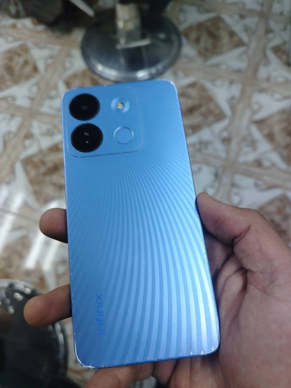 سلام عليكم مبايل انفنكس سمارت 7 ذاكره 64 شاشه بلاديه بطاريه البلاديه بس بي فطر ب الشاشه ميبين ولا يأثر مستعجل ع بيعته 65 بي مجال قليل ***********
