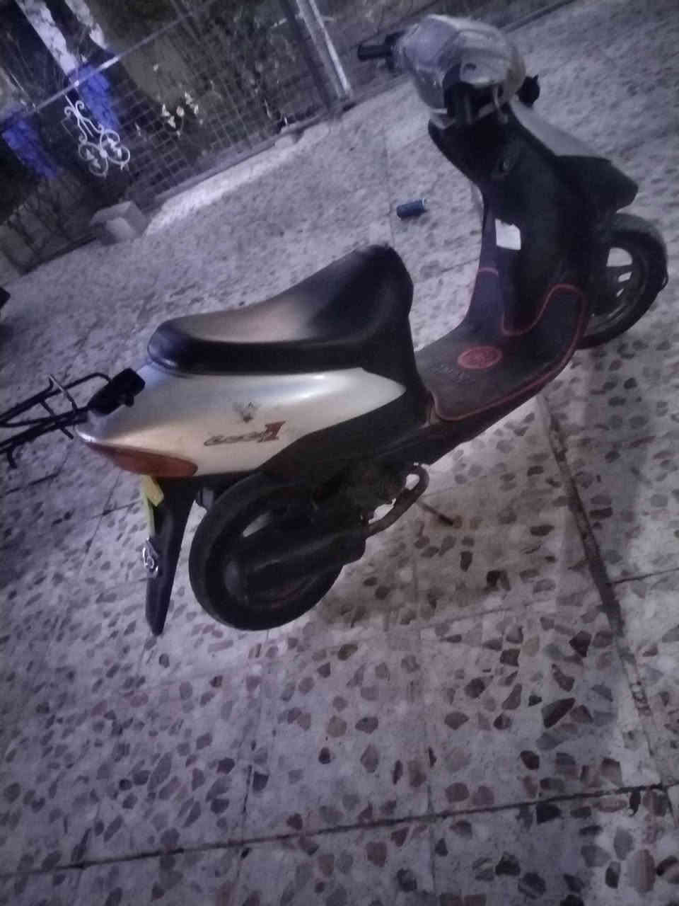 السلام عليكم دراجة ساسوكي دراجة نضيفة ما مفتوحة دراجة خير من الله بيهة بس الباتري كاعد يرادلة تبديل
العنوان الدراجة( ميسان الماجدية)
 السعر(300) وبيهة مجال للشراي
رقم الاستفسار ( ***********)
