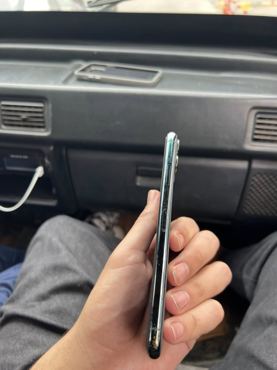 سلام عليكم
آيفون ١١ برو ماكس 
ذاكره ٢٥٦ 
بطاريه ٨٦ حقيقه لا مصعده ولا مبدله
حاسبه شرط لا يعبر هوى ولا شي 
السعر خاص لان حشى القارى ولد حرام يكسرون بحلال الناس 
من رخصة الادمن الطيب


**إذا كنت صاحب هذا الإعلان وتريد حذفه لأي سبب، رجاءا أرسل رسالة إلى الدعم الفني**