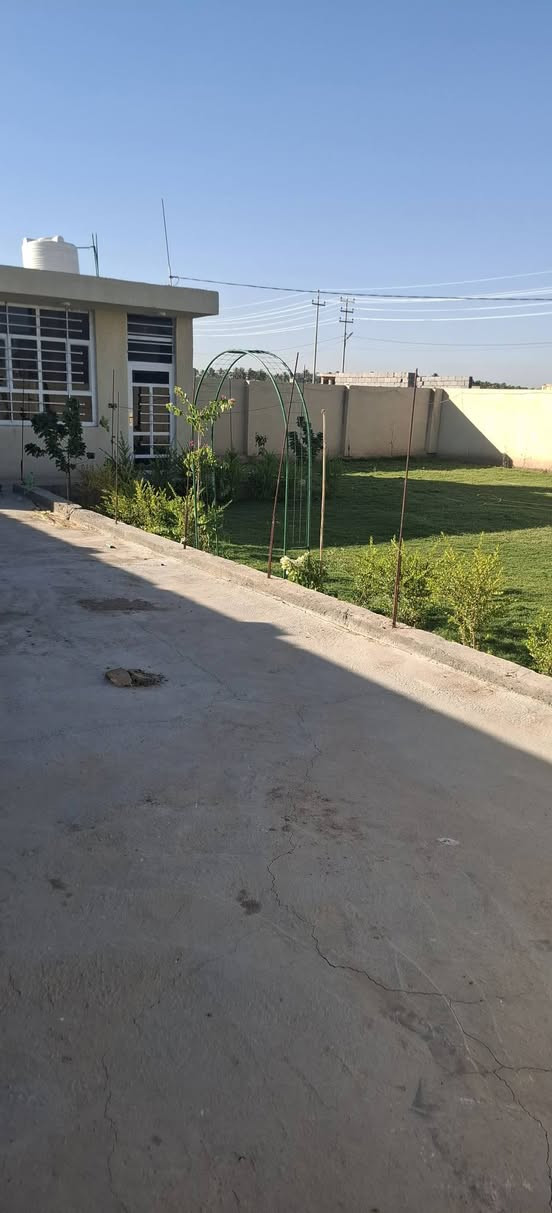 اللهم صلي على محمد والي محمد ( قطعه ٤٠٠ متر البيع عنوان الورديه مقابل فرع البعليان شارع سبيس طابو زراعي سند ٢٥ عرض الشارع ١٠ متر القطعه ركن  السعر ٩٥ مليون هاذه  رقم ***********

