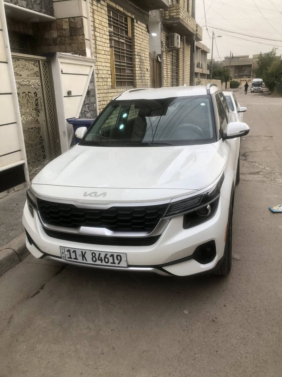 وارد امريكي 2023 KIA SELTOS,

كيا سلتوز 2023 الشكل الجديد🤍 فول ماعدى الفتحة

اللون ابيض صدفي 

السياره مرقمه بغداد  - باسمي 

ماشي 24  الف ميل فقط 

ايرباك سليم 

الحادث  : باب خلف سائق 

 

شاشة 

كاميرا 

رادار امامي وجانبي خلفي 

تحديد مسار 

حساسات امامي. وخلفي 

ويل كب 

تحديد سرعه 

السعر 150 

فور ويل AWD

الموقع  الحبيبيه مدينه الصدر 

للأستفسار 

☎️ غير متواجد على فيس رقم هاتف ***********
