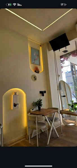 محل للبيع لعدم التفرغ مع الاغراض او بدون الاغراض 
المكان الشارع العام اسفل قاعة حديد سيد فرزدق التفاصيل هذا الرقم 
***********
