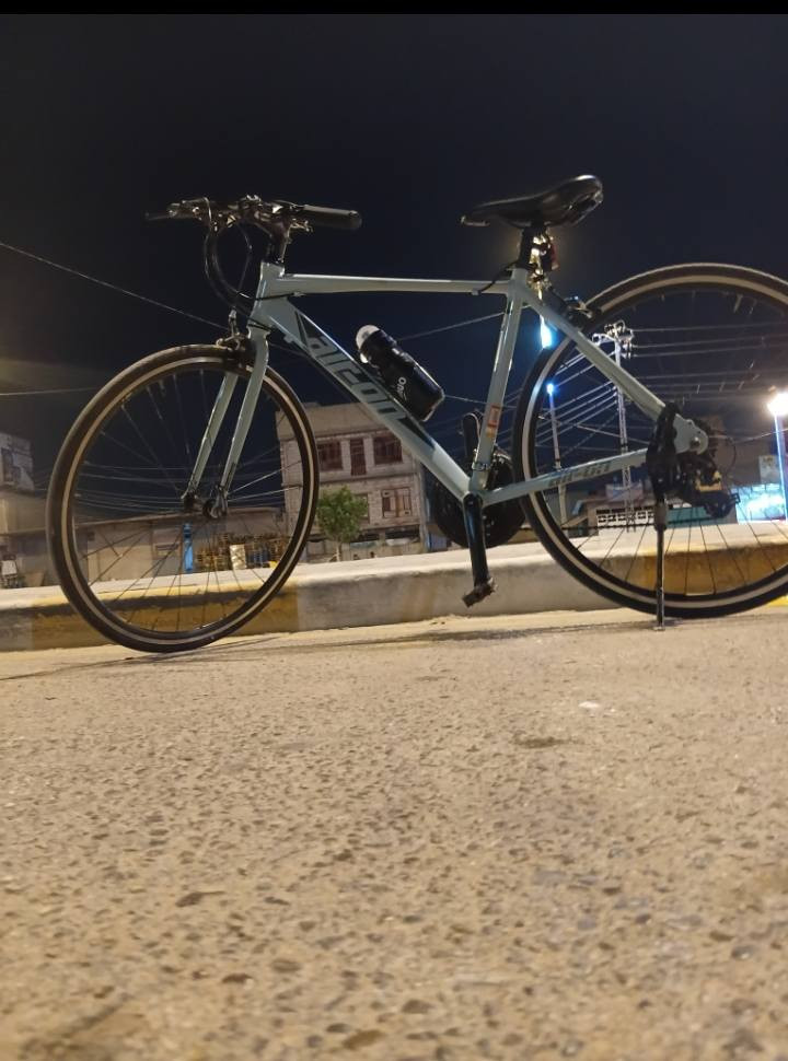 بايسكل للبيع  C700مكاني كربلاء حي الغدير السعر 150وبيها مجال


**إذا كنت صاحب هذا الإعلان وتريد حذفه لأي سبب، رجاءا أرسل رسالة إلى الدعم الفني**