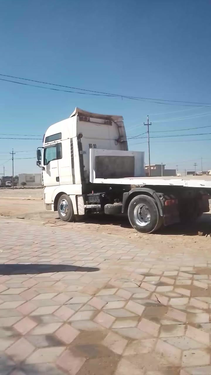 مال موديل 2003 كير عادي محرك 410 السعر 130 وبيها مجال مكان السياره ديالى ناحيه السعديه ***********
