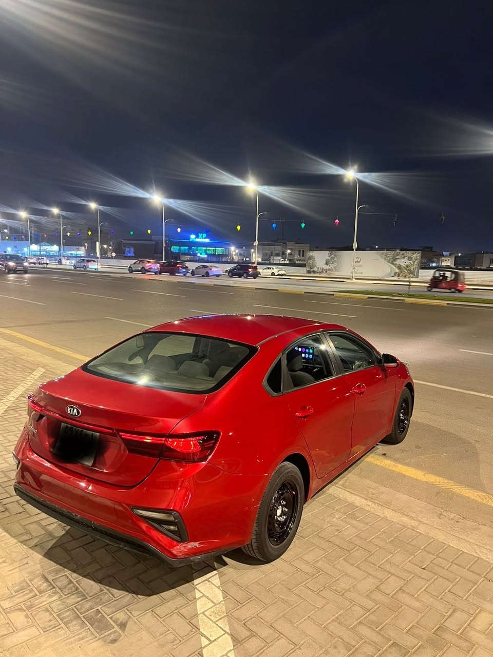 السلام عليكم سيراتو مديل 2020 خليجي كفاله عامه حته دعاميات وحته من لبارد ماعده طختين بسيطات مكينه وكير وتبريد وحداديه مكفولات مكينه 1600 دوش بلاديه  على وضع شركه سياره جاهزه من كل نواحي ما ناقصه برغي رقم ربيل بسم شركه تحويل لو كاله حاضر سنويه منتهيه قبل 4 اشهر لون سياره مميز احمر شذري  مكاني بصره ***********
