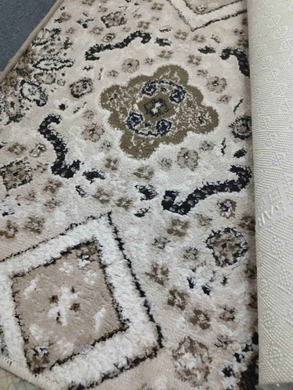 للبیع سعر مناسب قیاس4×3نص


**إذا كنت صاحب هذا الإعلان وتريد حذفه لأي سبب، رجاءا أرسل رسالة إلى الدعم الفني**