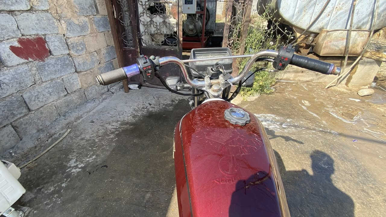 دراجه موديل 21 نظافه خير من الله كهربائيات فول بس تحتاج شويه ترتيب محرك شلعه ومعدل السعر خاص شراي اتصل او ادخل خاص مو شراي اعبر المنشور ***********
