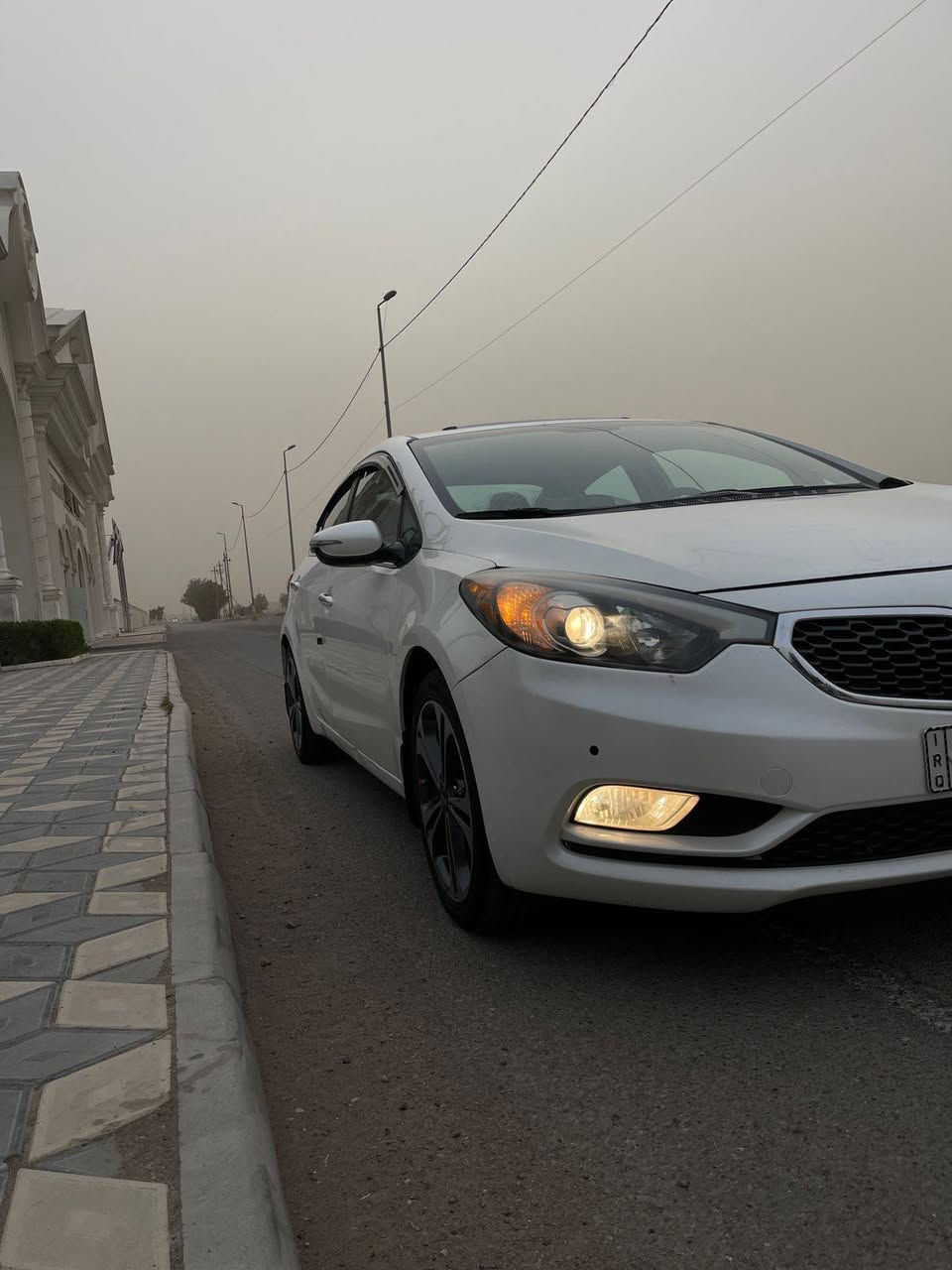 السلام عليكم
كيا فورتي 2016 وارد أمريكي حادثها جاملغ وبنيد 
محرك 2000gdi
شرط لا تنقيص ولا تبخير وعل فحص 
فول عدا البصمه
فتحه
مري شفط
اشاير بل مري
تبريد قطعتين
تحكم ستيرن جهتين 
تخم تاير جديد 
السياره جاهزه من كلشي ادامه كامله تبديل دهن اصلي كهربائيات كلها شغاله مناقصها أي شي
السعر 120  وبيها مجال 
المكان بغداد 
للأستفسار اتصل
***********
متواجد واتساب
