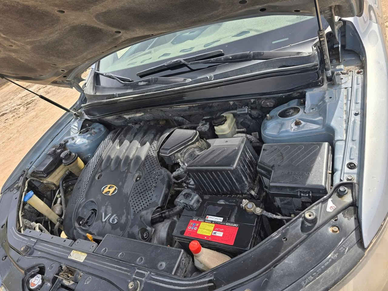 .. سنتافي خليجي ٢٠٠٧ محرك ٦ 
 ٧ راكب مكفولة من كلشي فقط شبر تصليح بين البابين جهة السايق ***********
