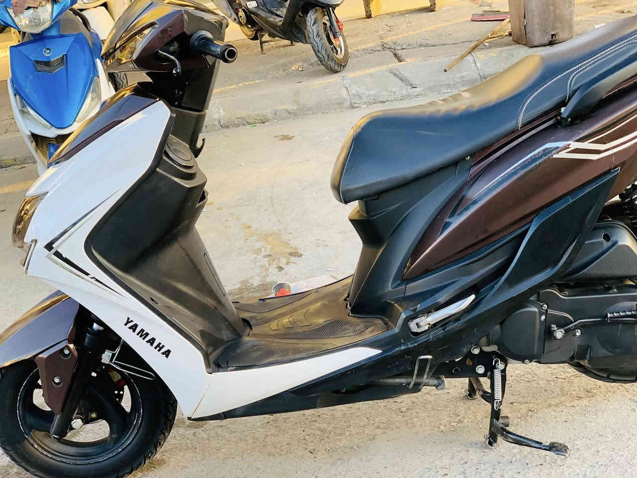 سكنس للبيع دراجه جاهزه سلف كهربايات كله شغاله معدل شلعه فول مكينه كبس 
الشراي يتصل ***********
