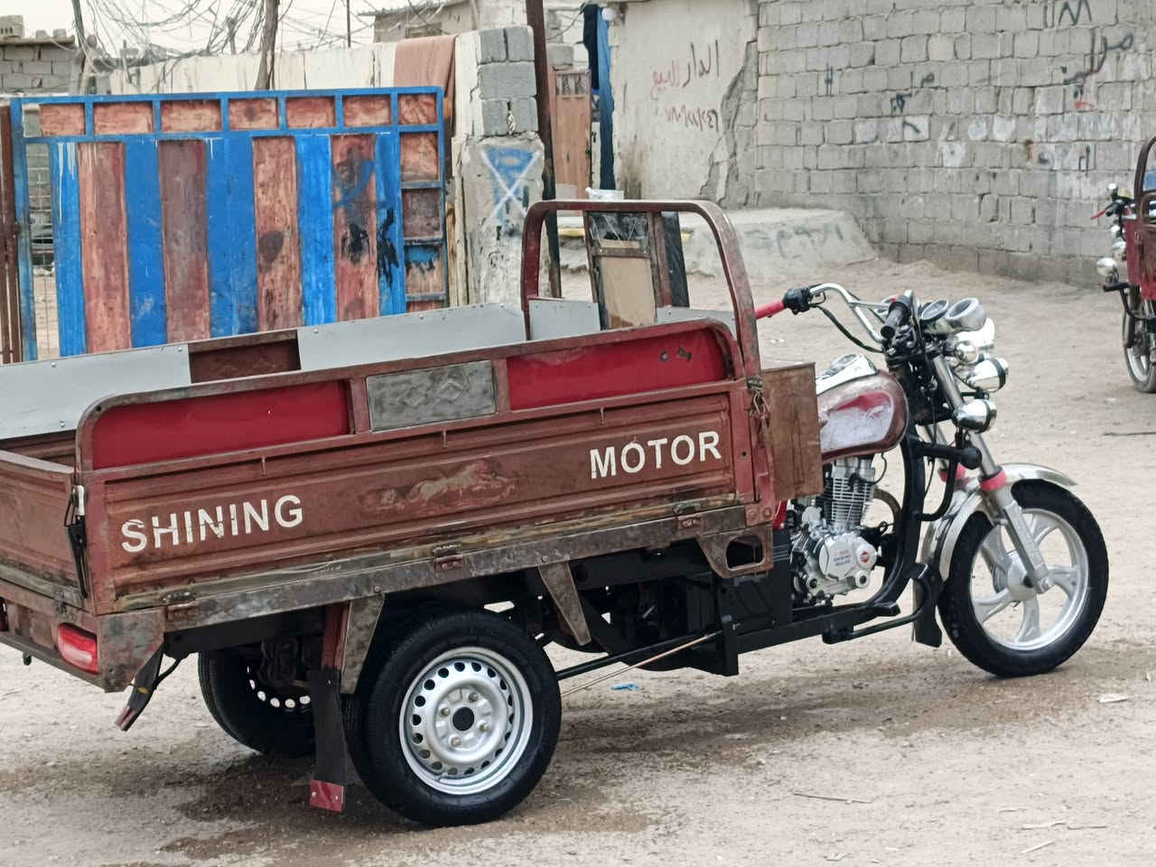 السلام عليكم ستوته اللبيع مديل 14 مكفوله كفالة عامه تعمير تايرات ومحرك وجهه مكان ك حي الغدير ***********
