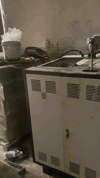 السلام عليكم عندي مكينتين وحده مال كوب سفري كامله ومكينه قص سفنج للبيع للاستفسار ***********
