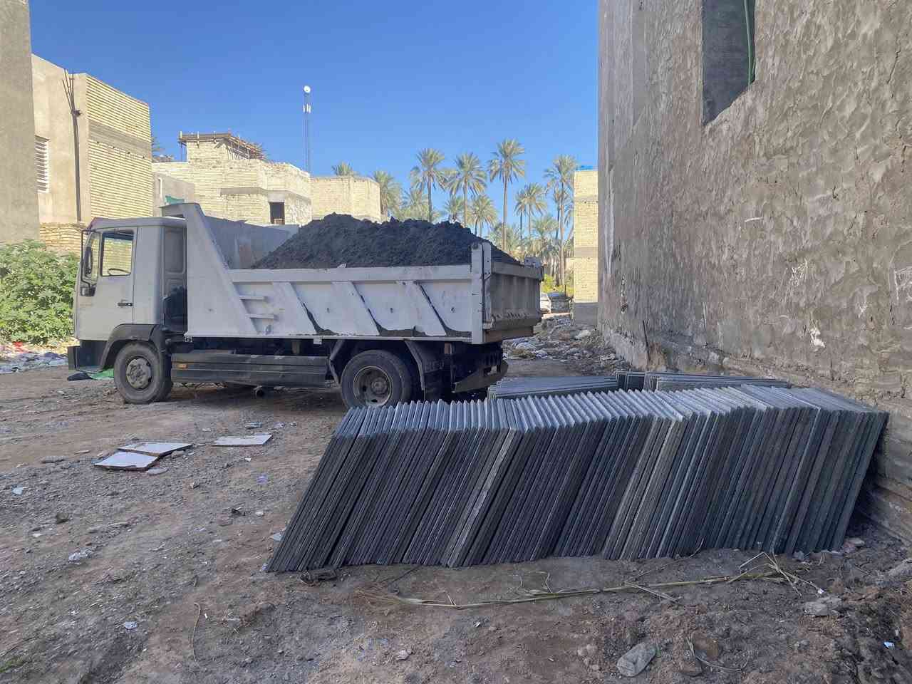 تجهيز مواد بناء داخل الطي بأنسب الأسعار
سعر طن الأسمنت ألماس المقاوم 130 الف واصل باب البيت

سعر طن الماس العادي 125  الف واصل لباب البيت 

سعر طن سمنت كبيسه مقاوم 125 الف واصل لباب البيت 

سعر طن سمنت كبيسه عادي 120  الف واصل لباب البيت

سعر طن كرسته عادي ب120الف واصل لباب البيت 

سعر الحصو المكسر حمل فول ب175 واصل لباب البيت

سعر الحصو العادي حملفول 160 واصل لباب البيت 

سعر حمل رمل اخيضر حمل فول ب190 واصل لباب البيت

سعر رمل رمادي حمل فول ب190 واصل لباب البيت 

تجهيز شتايكر سعر القطعه ٣٧٥٠ واصل لباب البيت 

سياره زميج حمل فول ب80 الف واصل لباب البيت 

شتايكر كرسته وعمل تنظيف + فلانكوت+ زفت + نايلون زراعي سعر المتر15 الف

سعر سكس الرمل حمل فول ٥٠٠ الف 

سعر سكس الحصو حمل فول ب300 الف 

سعر سكس السبيس الدرجه أولى 275 الف 

وكذالك يوجد كادر لتنظيف الدور ورفع الأنقاض 

للتواصل ***********
