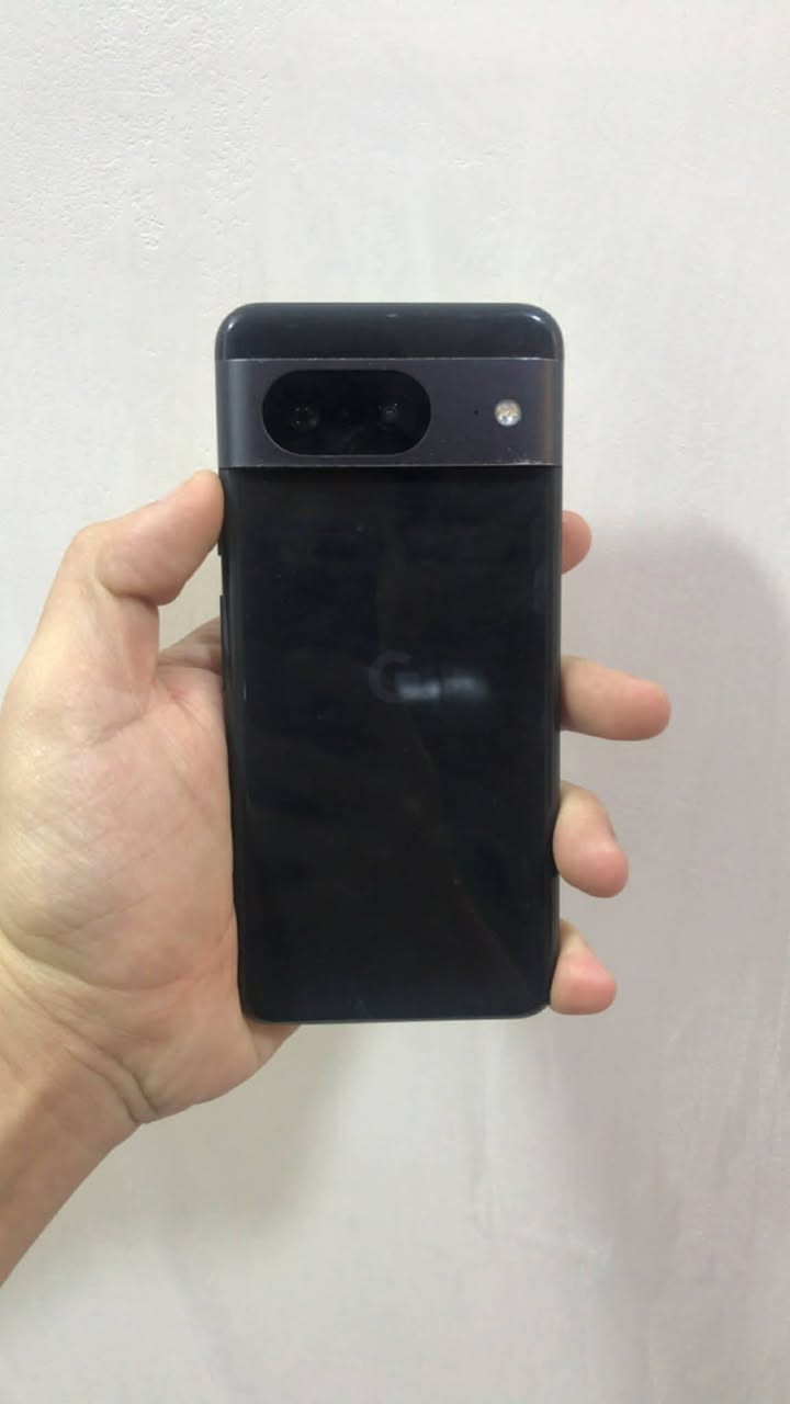 كوكل بسكل 8
ذاكرة 128 رام 8
معالج Tensor G3
شاشة OLED 120 HZ
جهاز نظافة 90 بالمية
ملحقاته كيبل type-c تو type-c وكفر شفاف
السعر 300 الف
مكاني بغداد مدينة الصدر تواصل خاص او اتصال او تساب
***********
