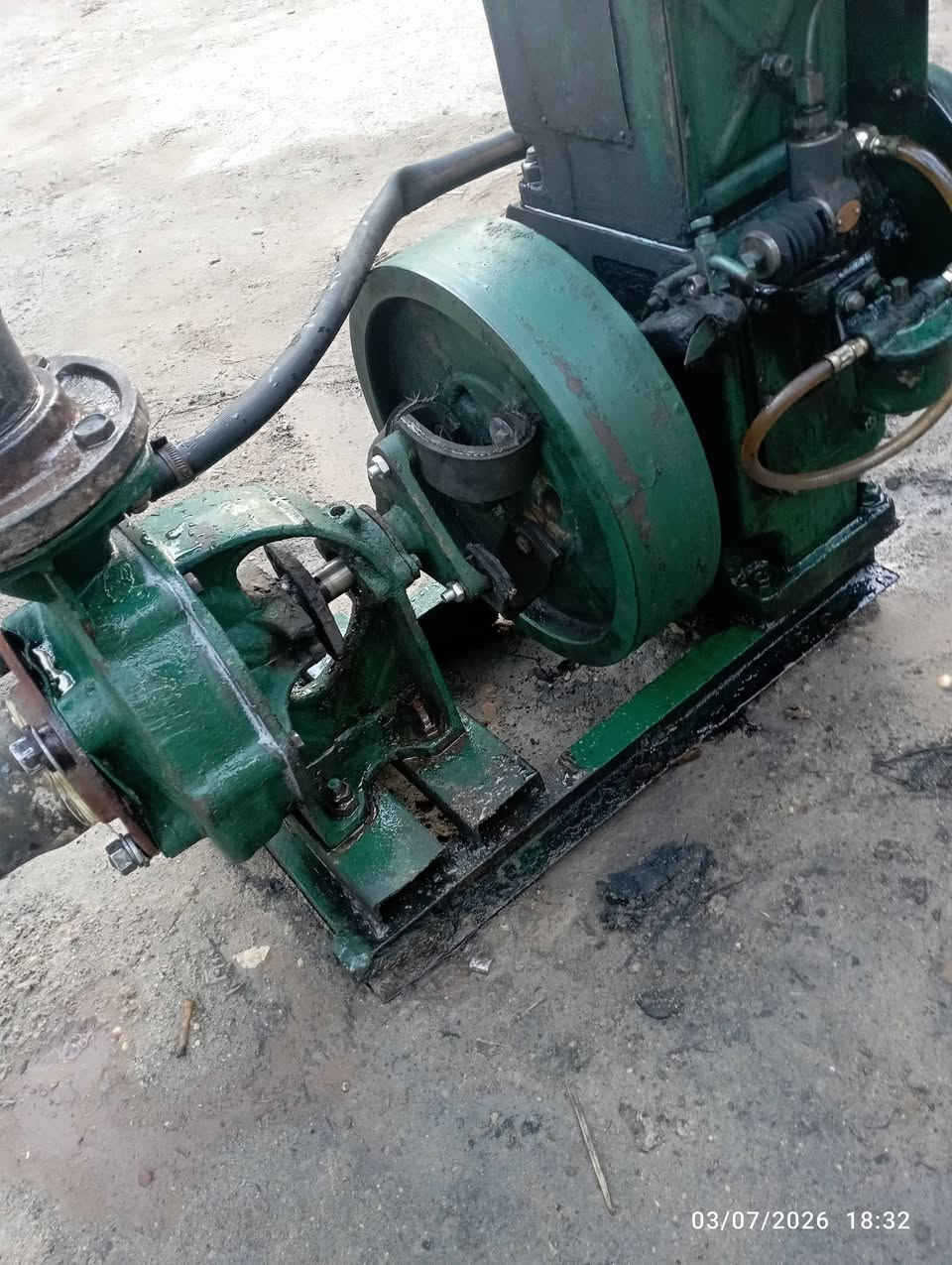 سلام عليكم ماطور للبيع أبو 4*4 بولبرن مجفت و الخنزير مجفته جديد وياه صونده 7متر 
المكان كربلاء الحسينيه للاستفسار الاتصال 
*********** ***********
